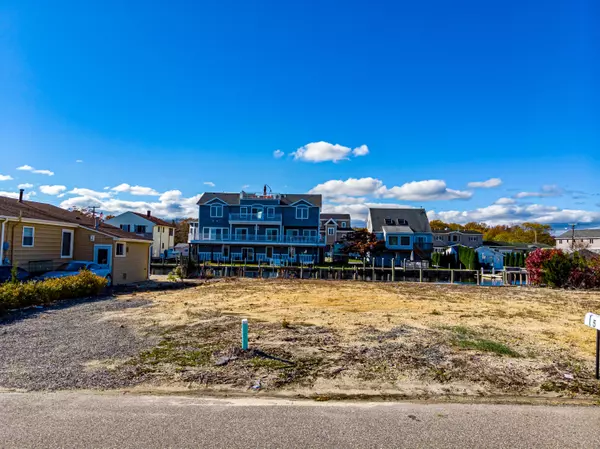 Waretown, NJ 08758,5 Sands Point Road