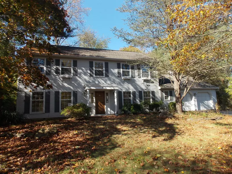 6 Courtney Way, Red Bank, NJ 07701