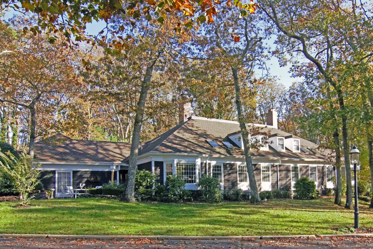Brielle, NJ 08730,5 Berkeley Square