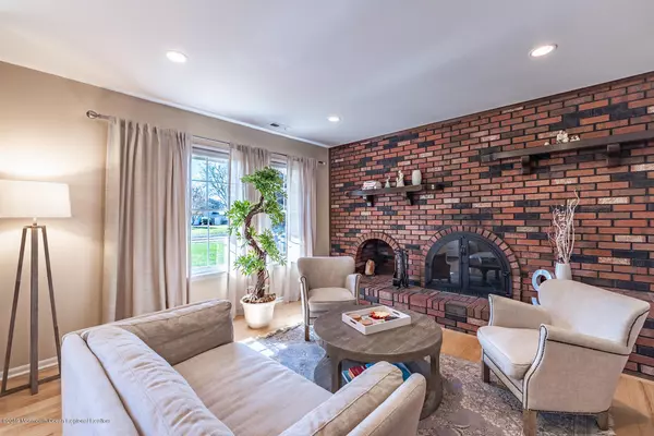 Manalapan, NJ 07726,16 Newport Drive