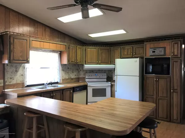 Jackson, NJ 08527,5 Columbine Drive