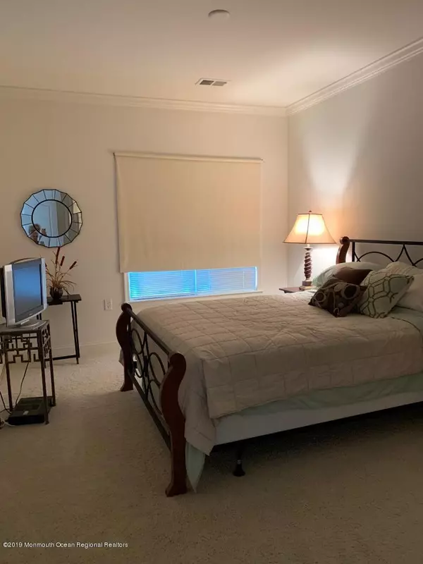 Old Bridge, NJ 08857,10210 Falston Circle #210