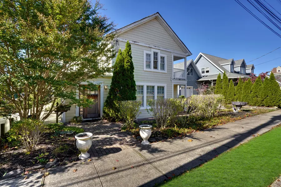 53 4th Avenue, Atlantic Highlands, NJ 07716