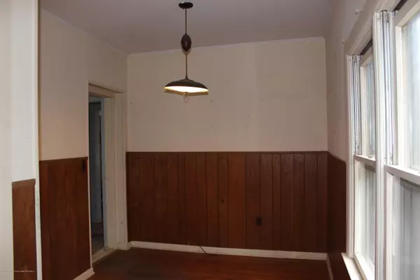 Red Bank, NJ 07701,85 Pinckney Road