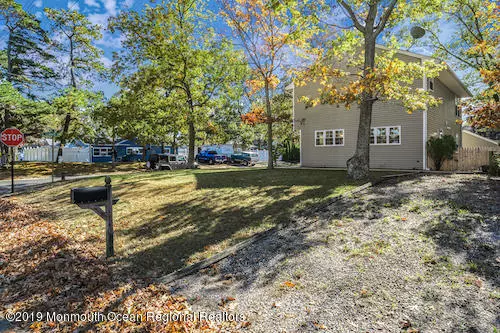 Forked River, NJ 08731,817 Tampa Road
