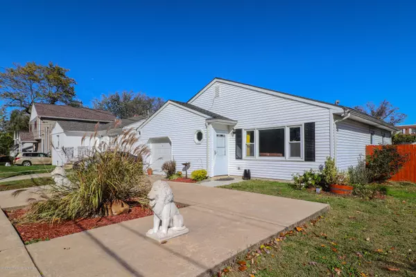 Cliffwood Beach, NJ 07735,192 Raritan Street