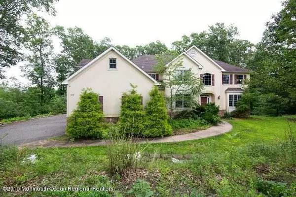 100 Kozloski Road, Freehold, NJ 07728