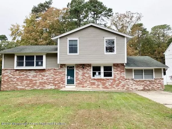 95 Leitz Boulevard, Little Egg Harbor, NJ 08087