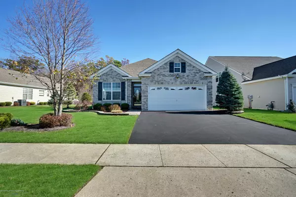 19 Colchester Drive, Jackson, NJ 08527