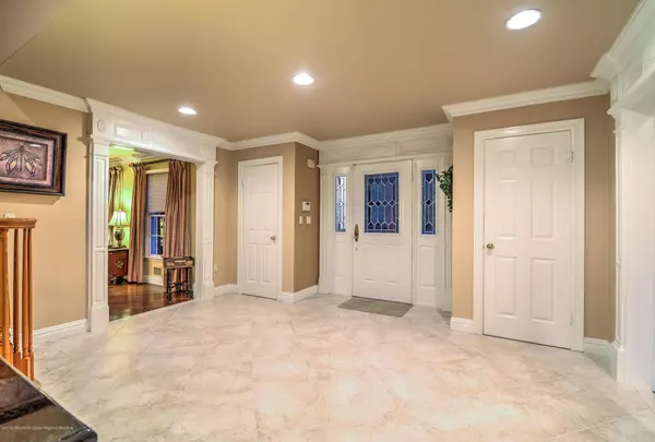 Millstone, NJ 08510,7 Baldwin Drive