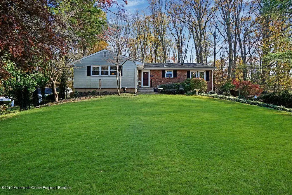 Middletown, NJ 07748,23 Glen Oak Drive