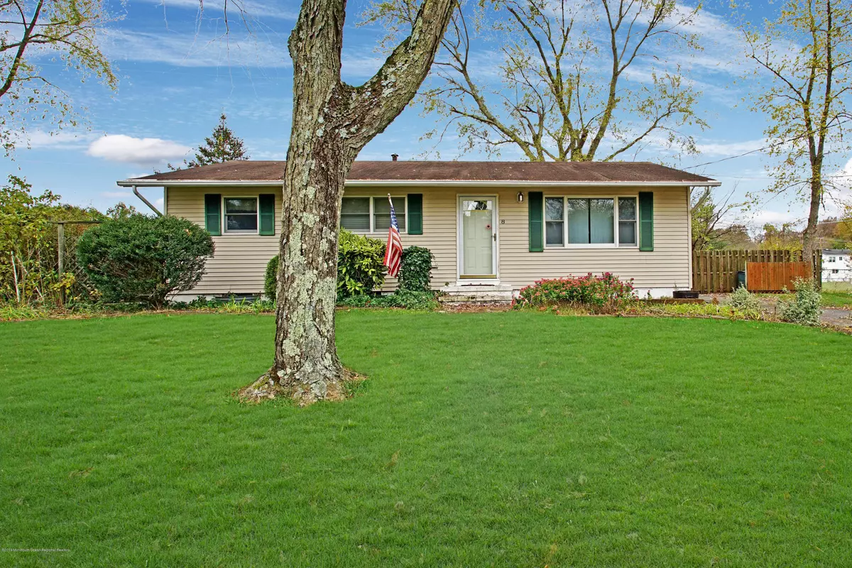 Jackson, NJ 08527,8 Bryant Drive