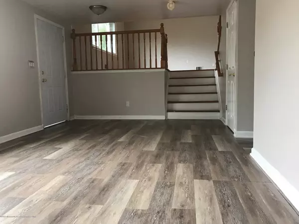 Jackson, NJ 08527,17 Louisiana Parkway