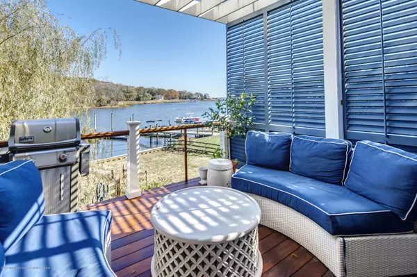 Rumson, NJ 07760,201 Locust Avenue