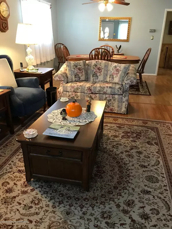 Toms River, NJ 08757,221 Fort De France Avenue