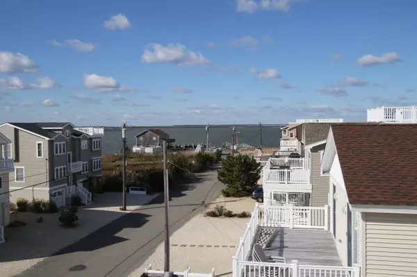 Long Beach Twp, NJ 08008,107 W Osborn Avenue