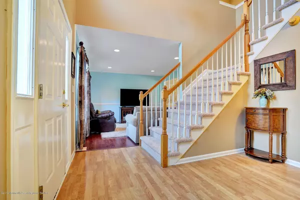 Jackson, NJ 08527,26 Melissa Lee Drive