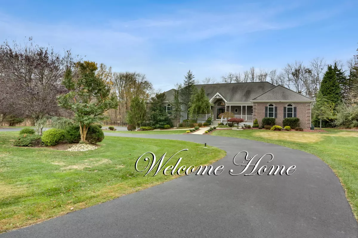 Perrineville, NJ 08535,9 Greenbriar Lane