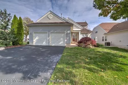 Manalapan, NJ 07726,3 Narrowbrook Court