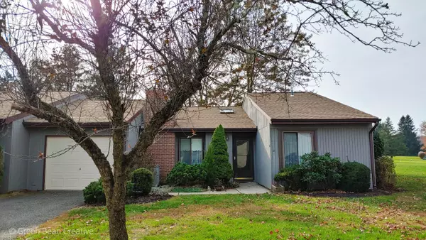 Red Bank, NJ 07701,25 Concord Court