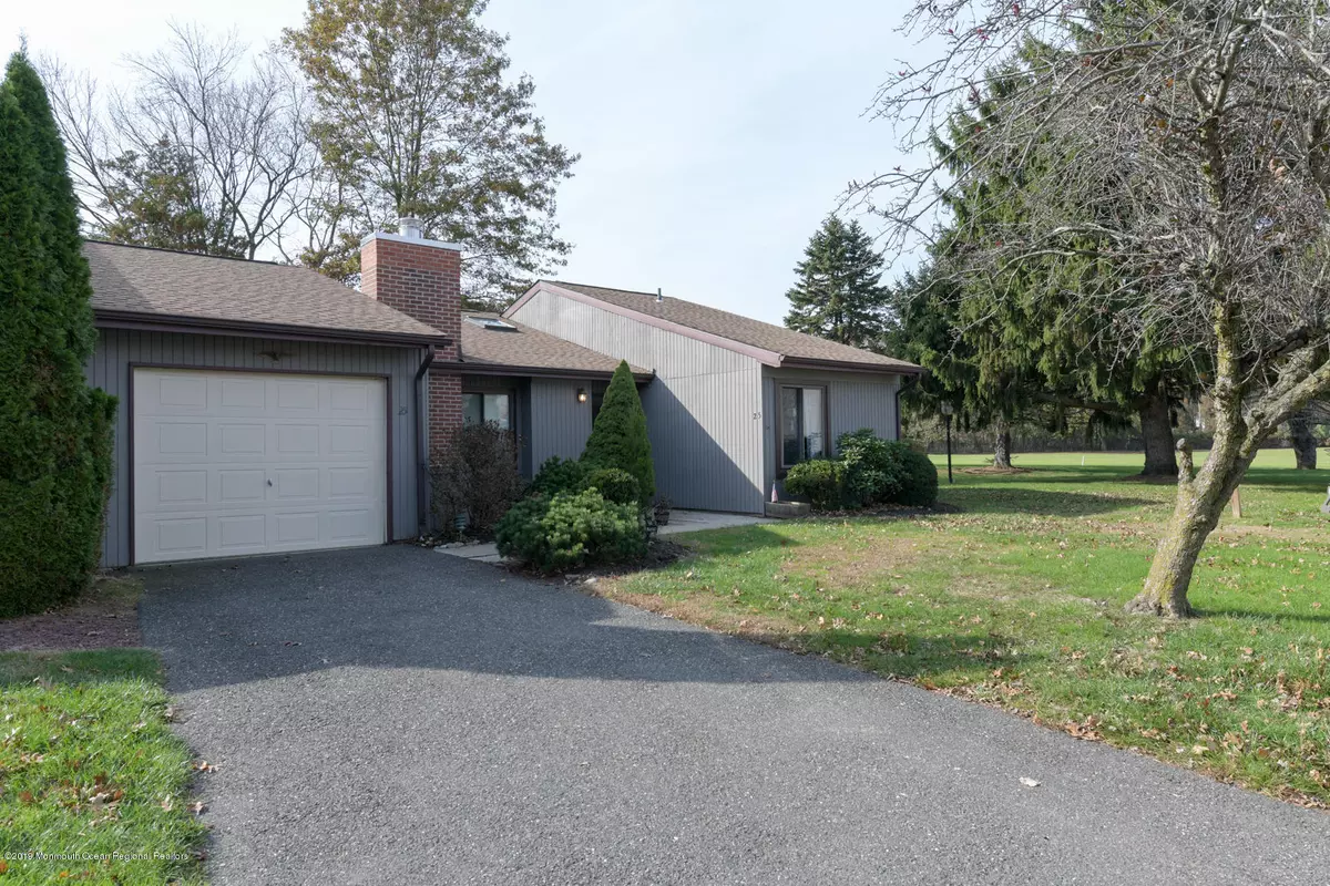 Red Bank, NJ 07701,25 Concord Court