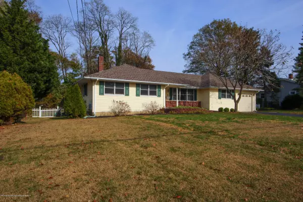 New Monmouth, NJ 07748,9 Lone Oak Road