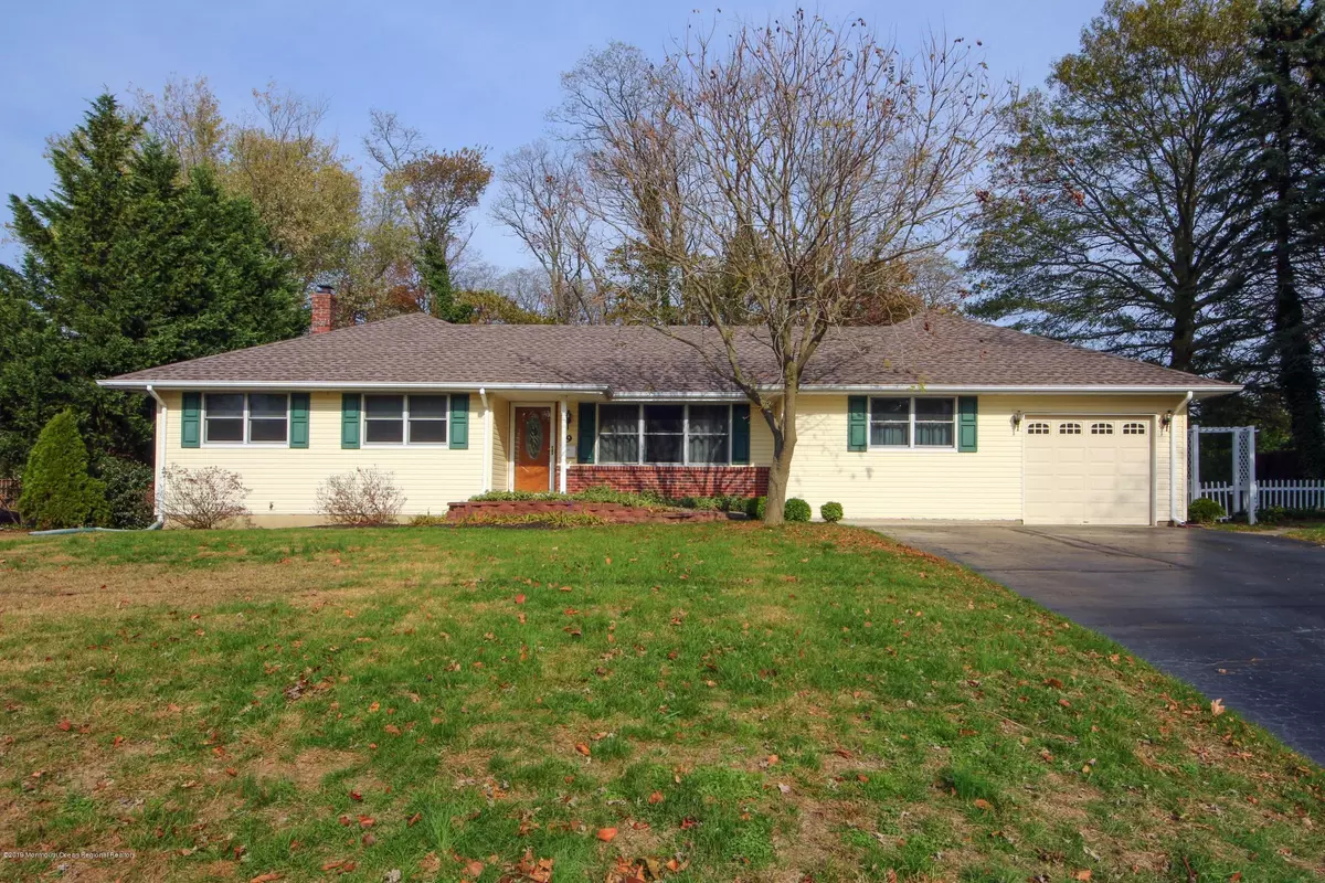 New Monmouth, NJ 07748,9 Lone Oak Road