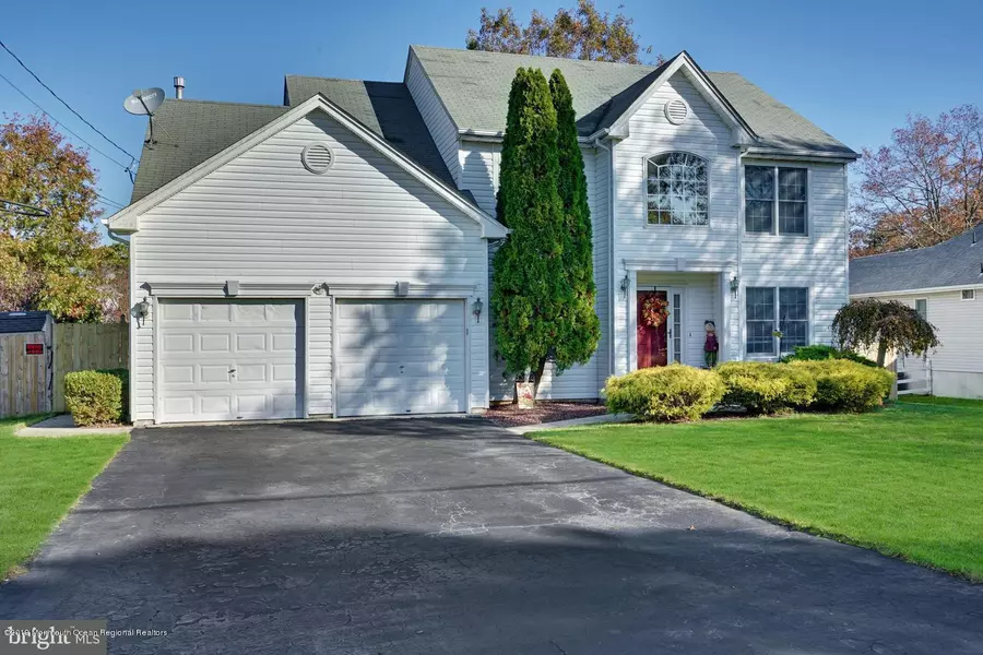 591 Pirate Lane, Manahawkin, NJ 08050