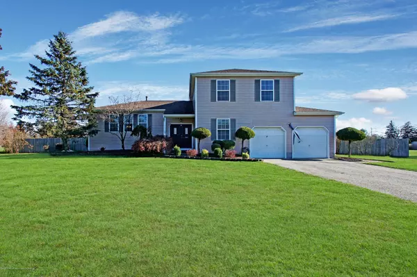 Jackson, NJ 08527,5 Skylark Drive