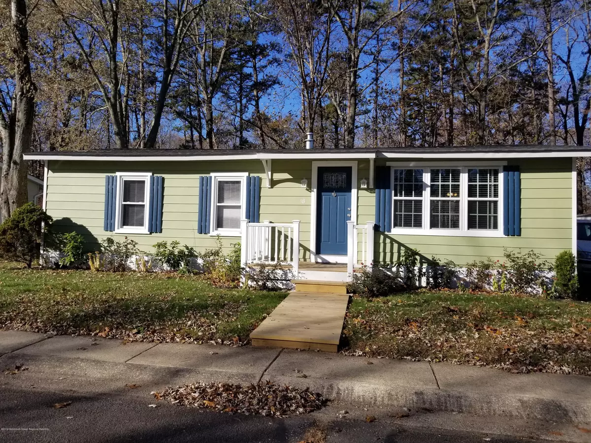 Jackson, NJ 08527,18 Douglas Drive