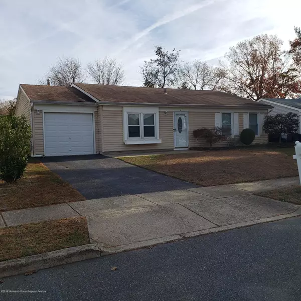 Barnegat, NJ 08005,4 Mizzen Drive