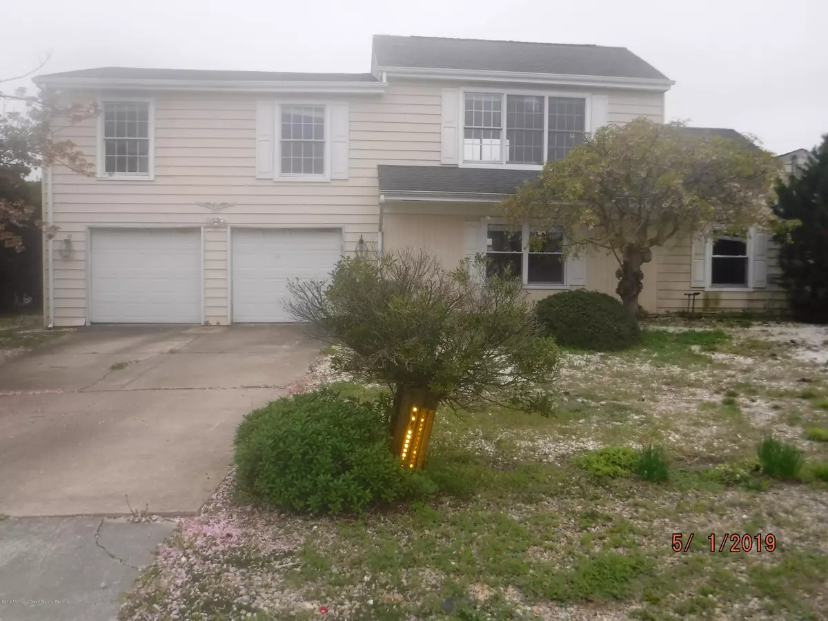 Lanoka Harbor, NJ 08734,1207 Laurel Boulevard