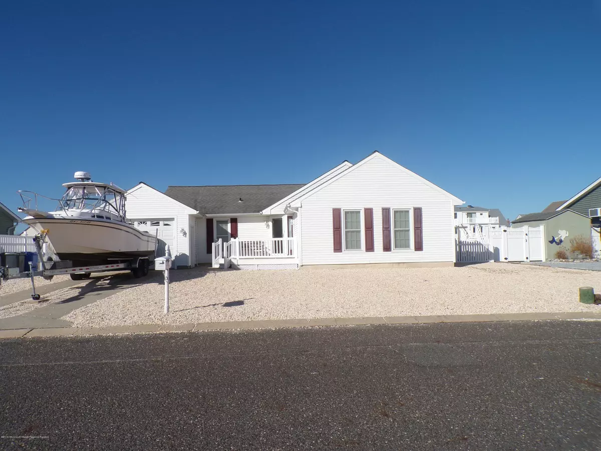 Manahawkin, NJ 08050,112 Catherine Lane