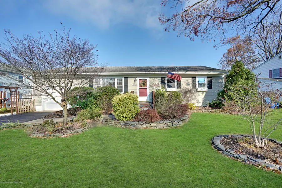 3235 Nowata Avenue, Point Pleasant, NJ 08742