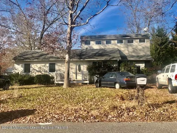 164 Liberty Avenue, Manahawkin, NJ 08050