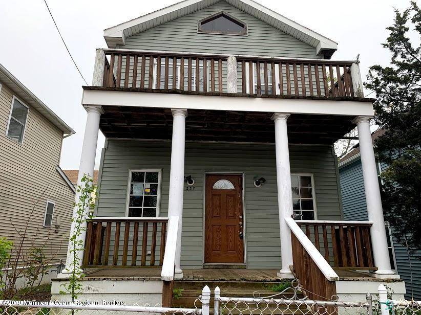 Highlands, NJ 07732,237 Bay Avenue