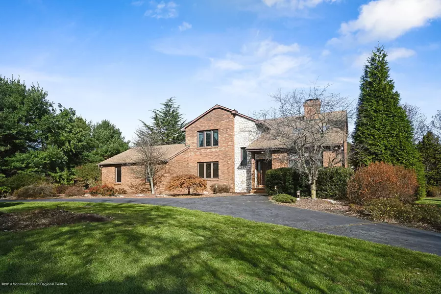 32 Hluchy Road, Robbinsville, NJ 08691