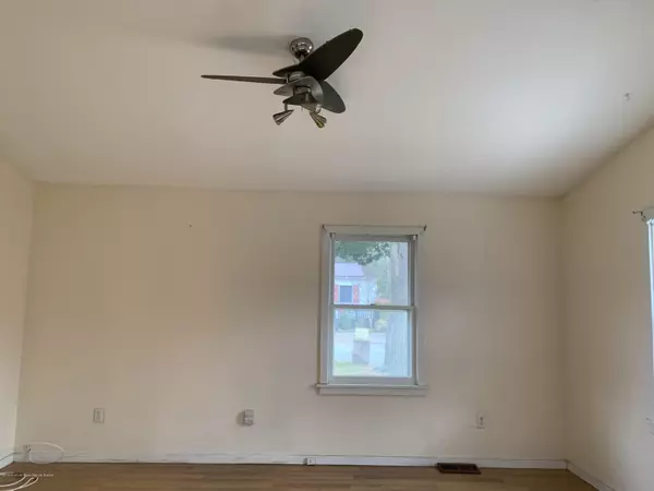 Little Egg Harbor, NJ 08087,15 Cherry Street