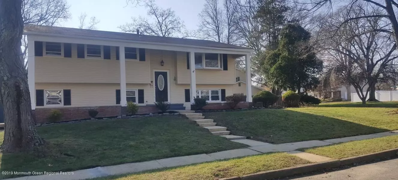 34 Louisiana Parkway, Jackson, NJ 08527