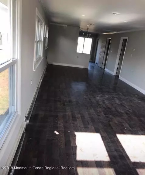 Toms River, NJ 08757,14 Frederiksted Street