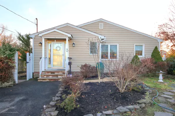 24 Monmouth Avenue, North Middletown, NJ 07748