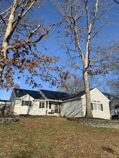 192 Torpedo Road, Manahawkin, NJ 08050