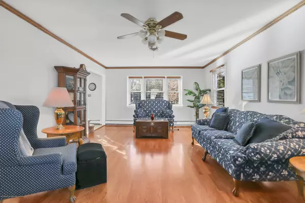 Matawan, NJ 07747,9 Bechstein Drive