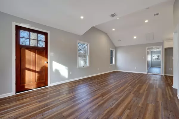 Spotswood, NJ 08884,28 Landvale Road