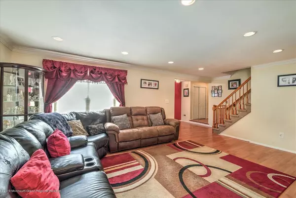 Howell, NJ 07731,6 Timberline Drive