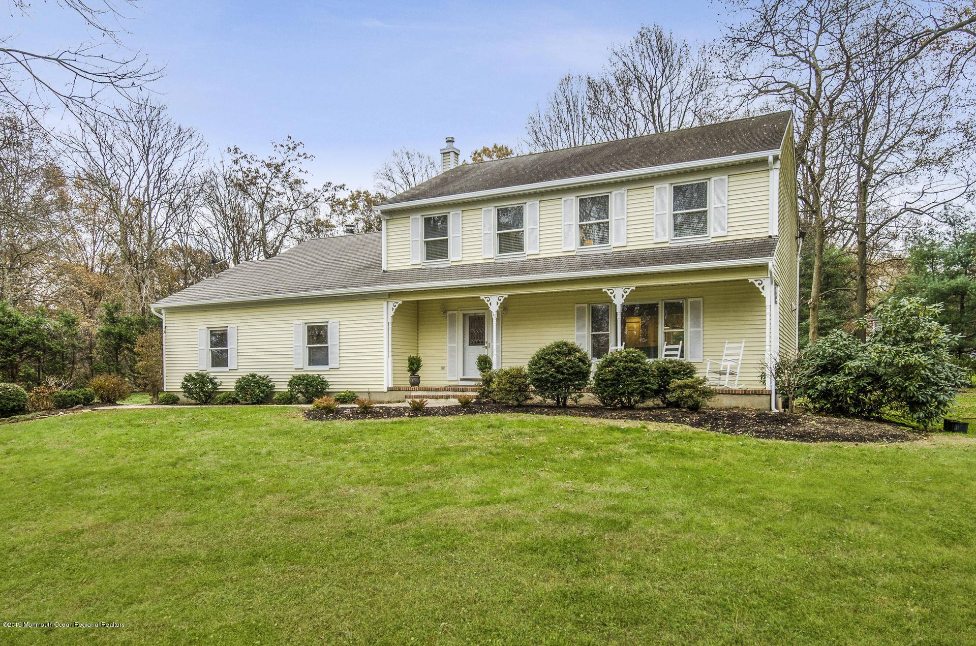 6 Roebling Court, Leonardo, NJ 07737