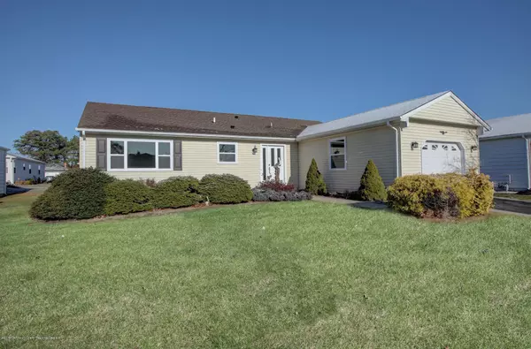 67 Virgin Islands Drive, Toms River, NJ 08757