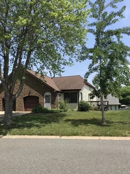 9 Elm Road, Manahawkin, NJ 08050