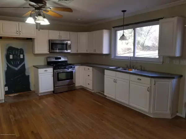 Jackson, NJ 08527,472 Freehold Road