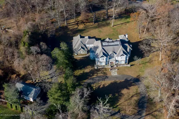 Rumson, NJ 07760,23 Sheraton Lane